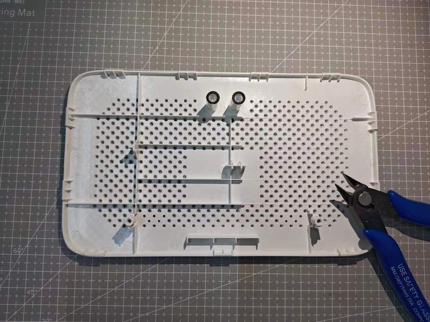 顶盖修剪.jpg